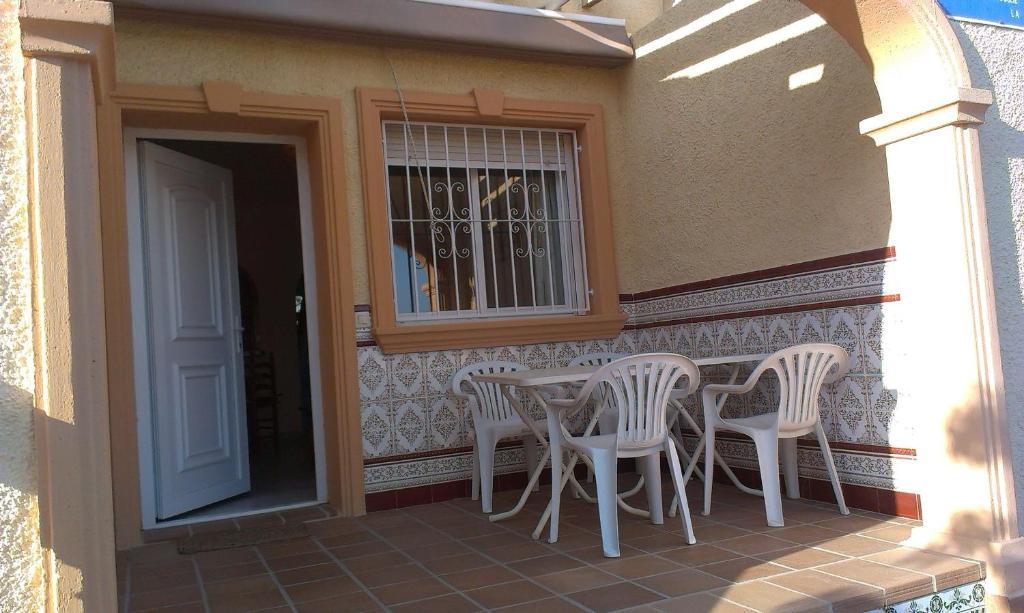 Bungalows Canada Alquileres Vacacionales カルプ エクステリア 写真